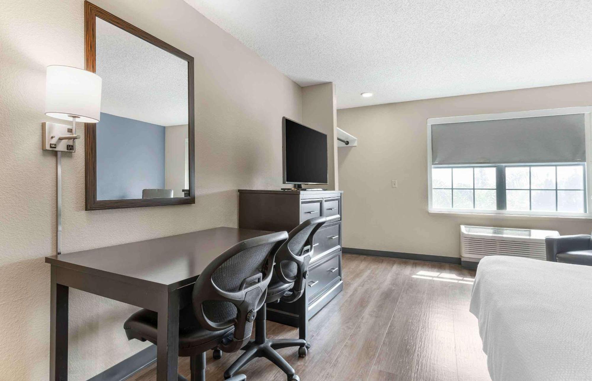 Extended Stay America Premier Suites - Union City - Dyer St Buitenkant foto
